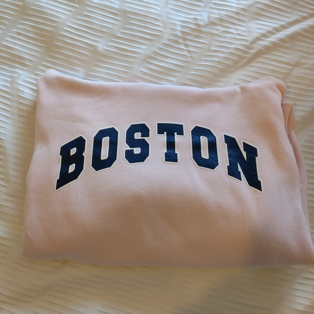 Hooded sweatshirt.
